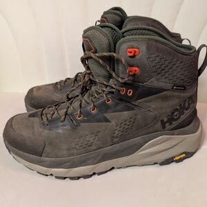 Hoka Kaha in Dark Green